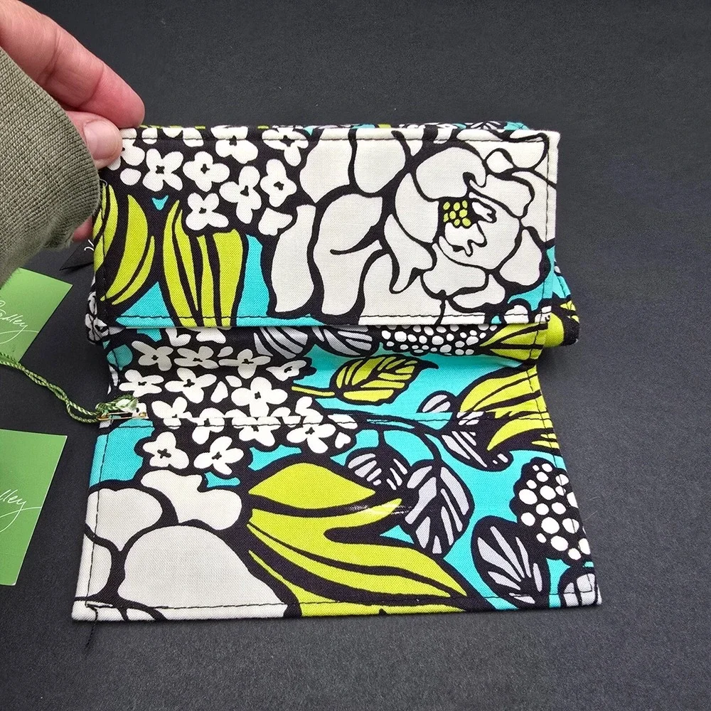 Vera Bradley Strap Wallet Purse and Checkbook Cover Set ISLAND BLOOMS NEW - Picture 4 of 10